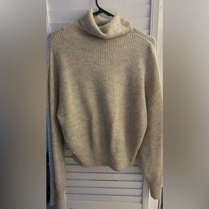 H&M sweater